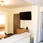 Hotel ,,дироси