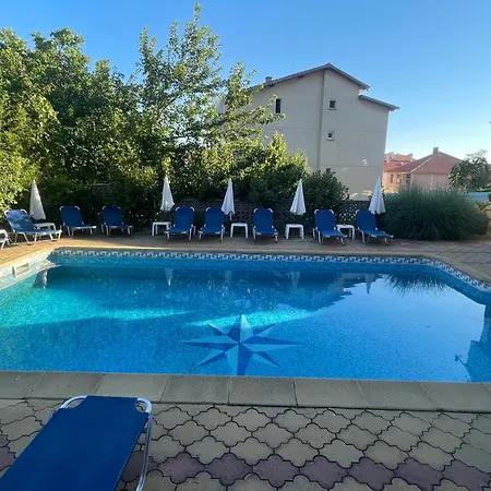 Hotel ,,дироси