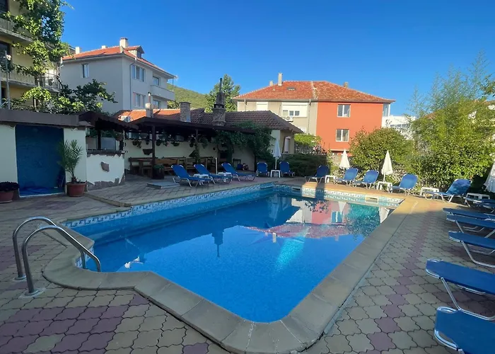 فندق ,,дироси